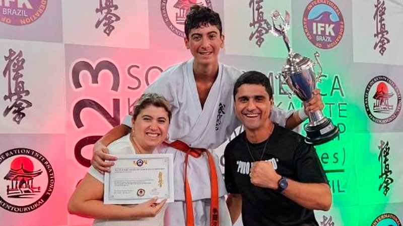 CHICOOH+, I’Mídia Painéis e a Fábrica de Imagens apoiam jovem promessa do karatê brasileiro que se prepara para desafios nacionais e internacionais
